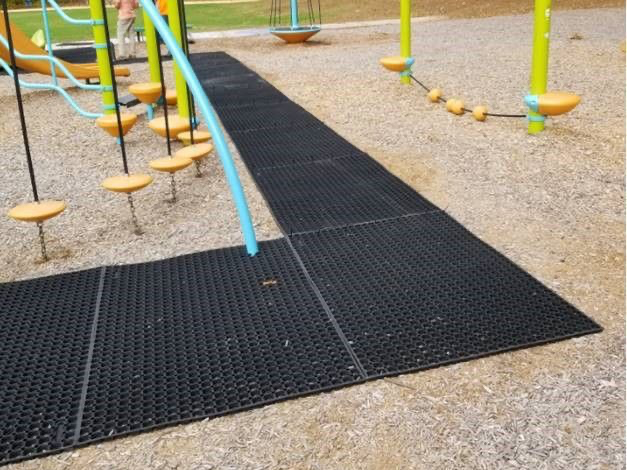 Grassmats Surfacing for Commercial Playgrounds