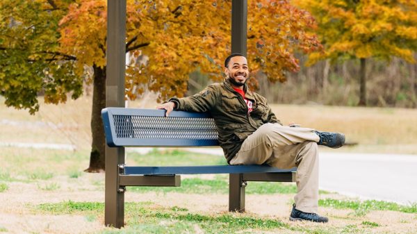 Shaded Bench - Image 3