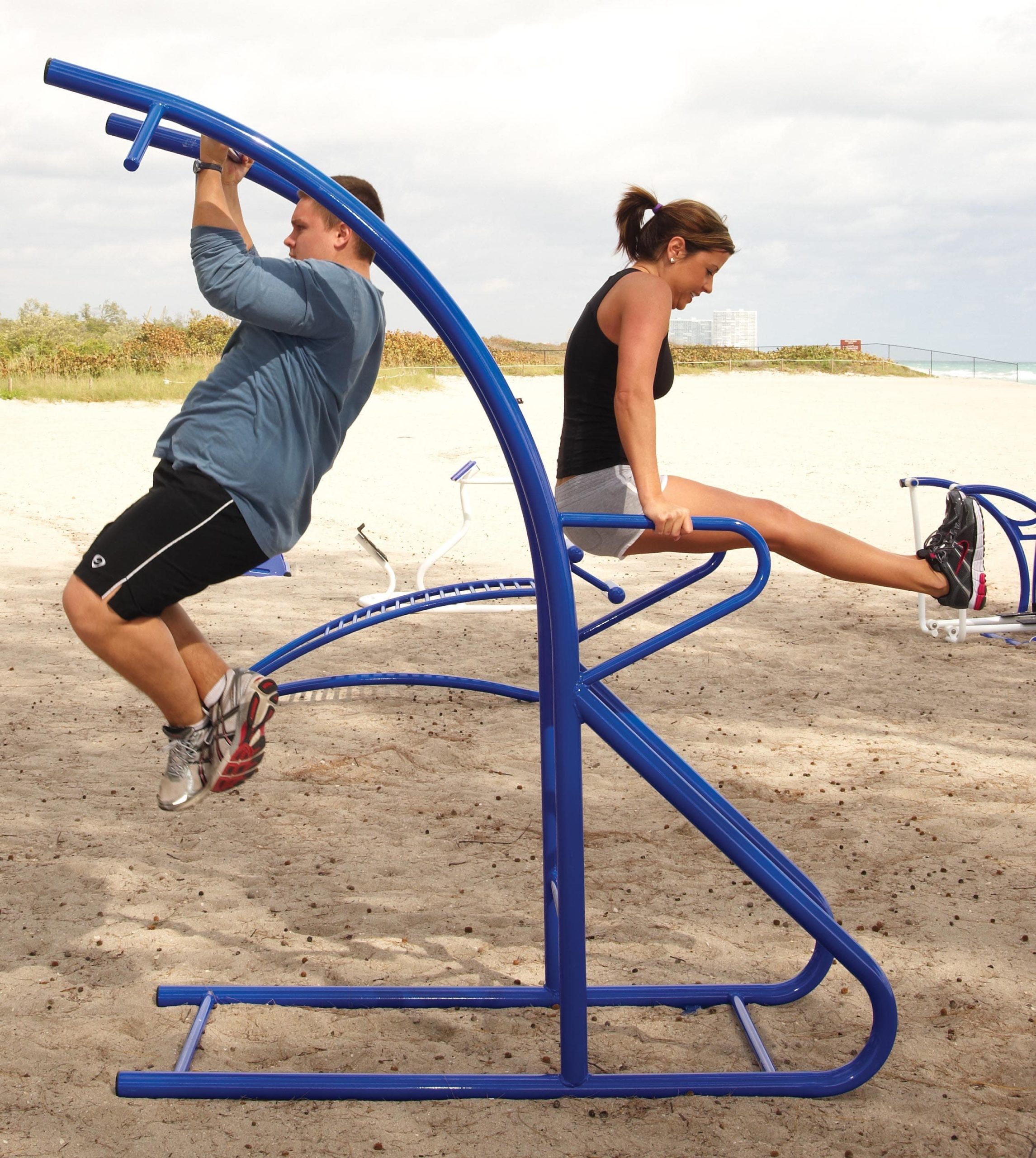 Outdoor Pull Up and Dip Station Park Fitness Equipment